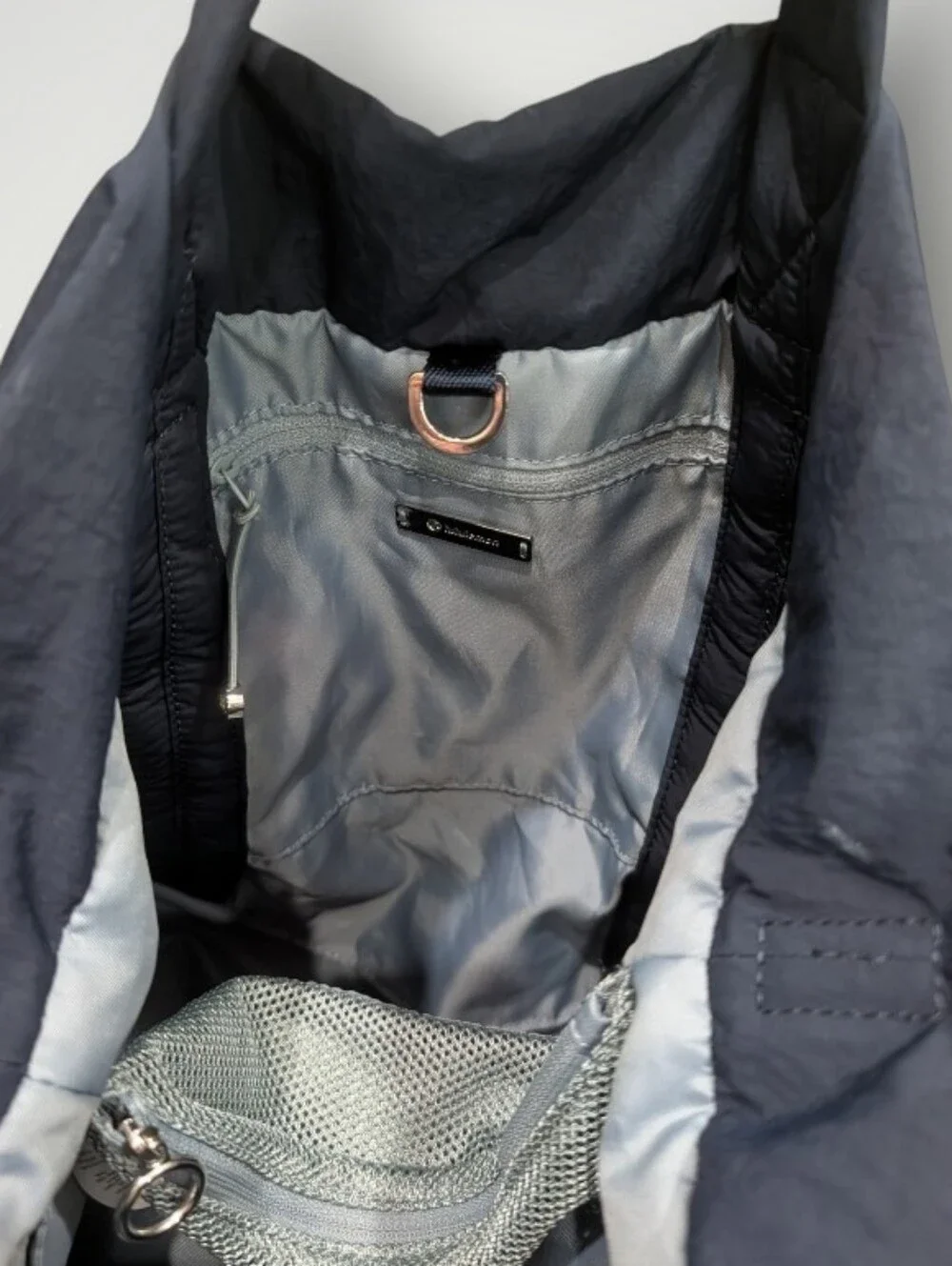 Lululemon On My Level Tote Bag 30L - Picture 10 of 15